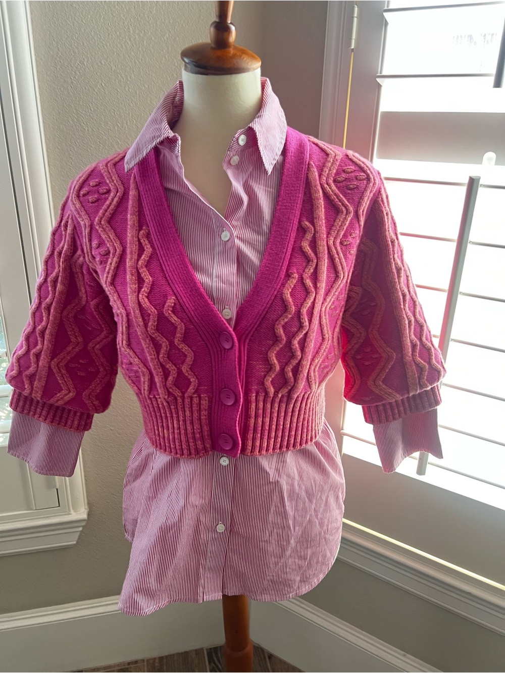 DEREK LAM 10 CROSBY-Pink Chunky Cable Knit Cropped Cardigan Sweater